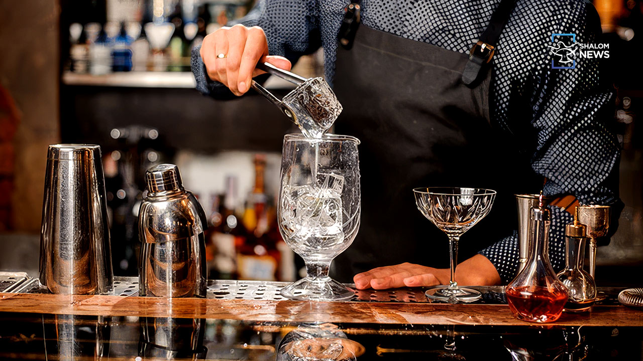 Anti-Liquor Committee government bar owners