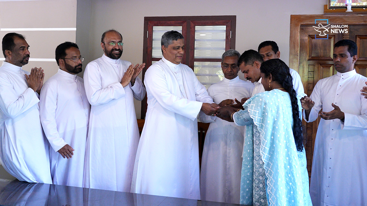 Ernakulam-Angamaly Archdiocese houses handed over to Vilangad victims