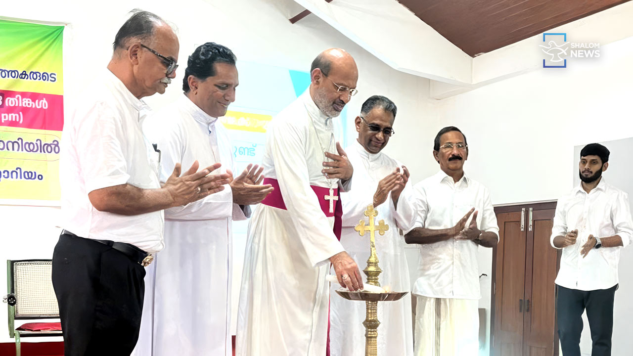 Mar Inchananiyil palliative workers