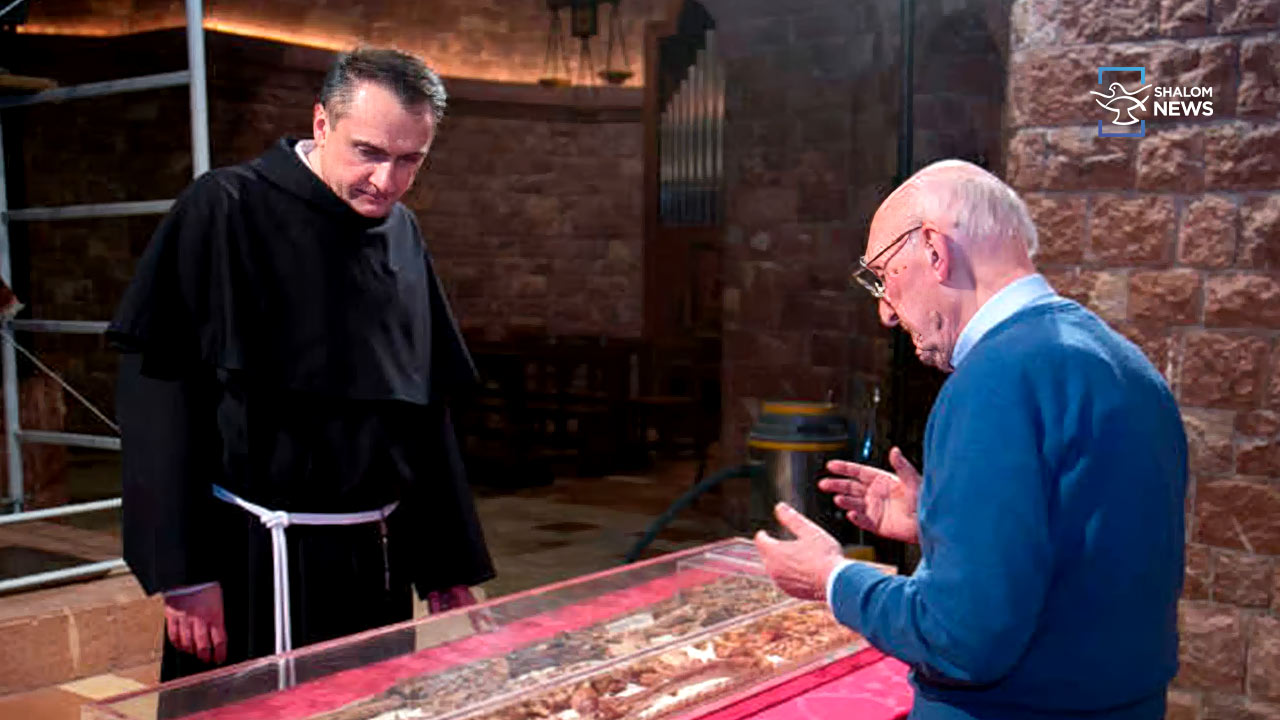 Thousands Register to Venerate Relics of St. Francis