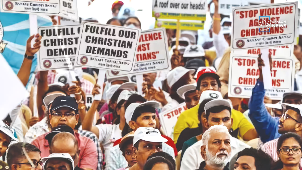 Maharashtra anti conversion bill protest