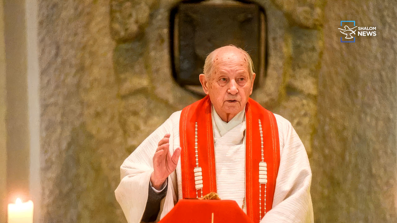 Pope Leo XIV congratulates world’s oldest priest