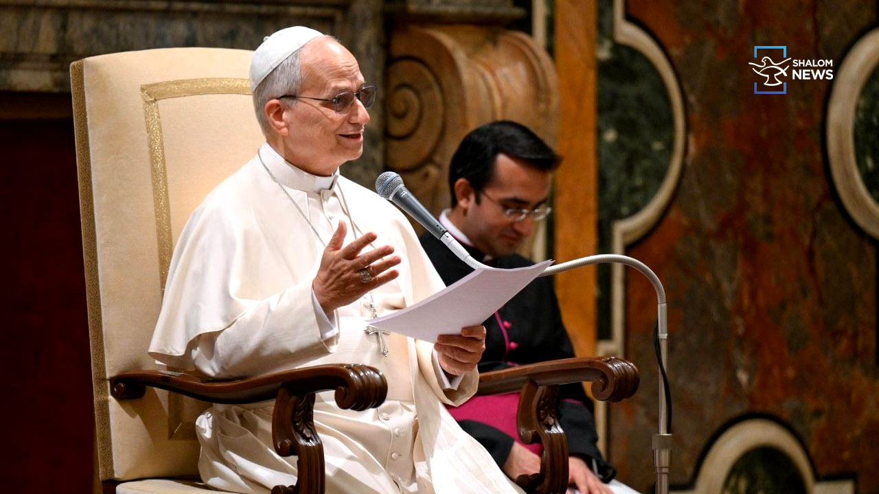 Pope Leo XIV message to journalists on war