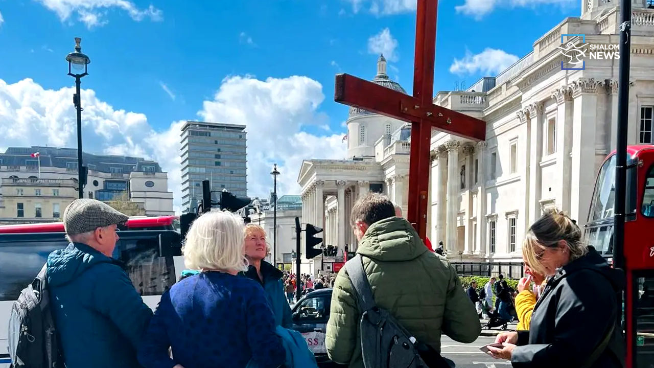 Stations of the Cross Europe streets
