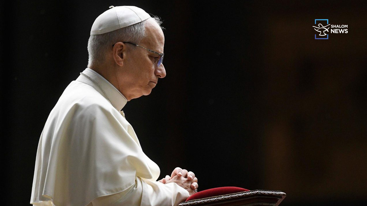 Pope to lead vigil prayer
