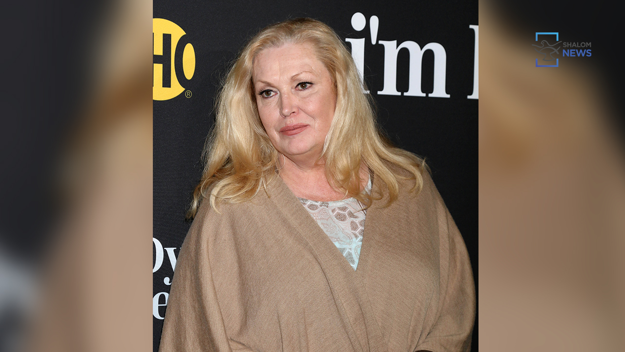 Hollywood star confesses her faith