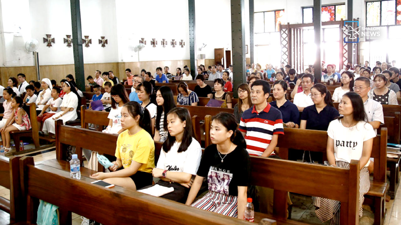 children banned church prayer religious freedom issue