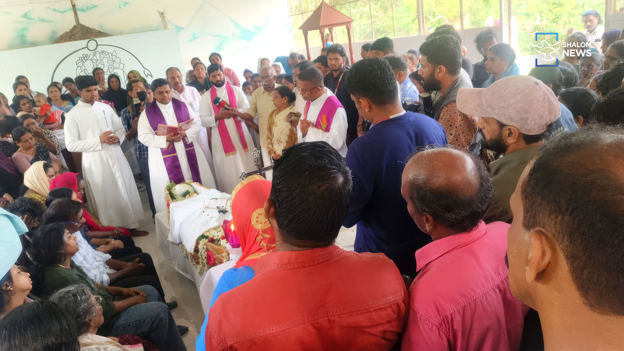 Calicut Archdiocese Visits Elephant attack Family