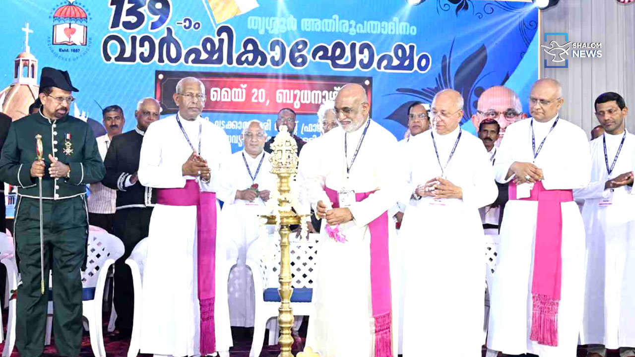Pope special honors for priests and Chevalier titles awarded