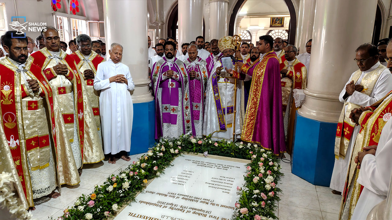 Mar Paul Kannookadan on Mar Palayattil