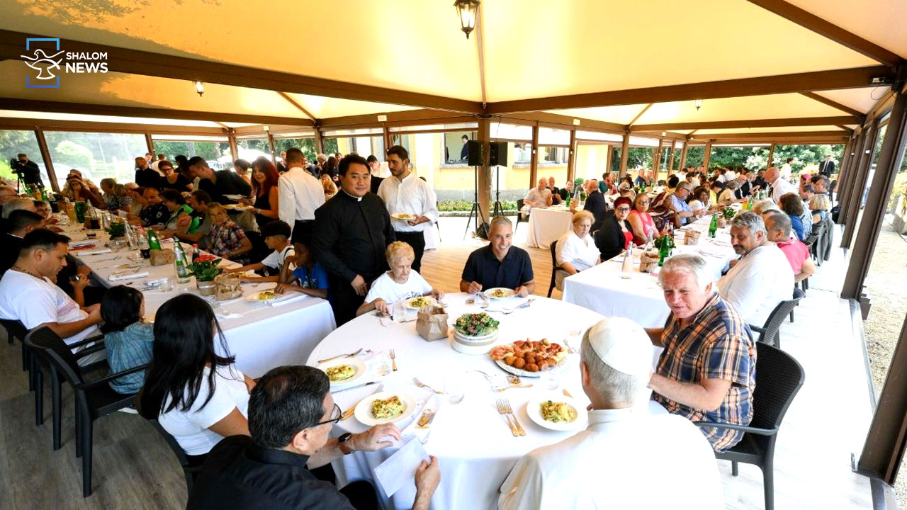 Pope Leo XIV lunch for the poor at Castel Gandolfo